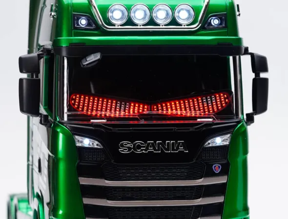 ABITACOLO LUMINOSO CON OCCHI PER K770S 1:18 - CH150101