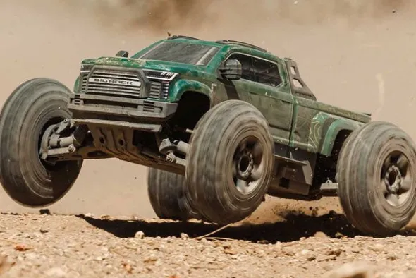 BIG ROCK 223S BLX 4X4 BRUSHLESS - RTR MONSTER TRUCK 1:10 - VERDE