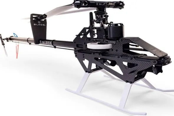 BLADE 700 KIT - CON MOTORE E PALE