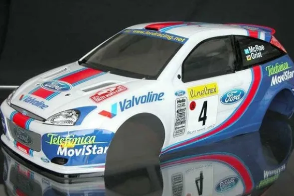 CARROZZERIA FORD FOCUS WRC VERNICIATA CON FORI - RALLY LEGENDS