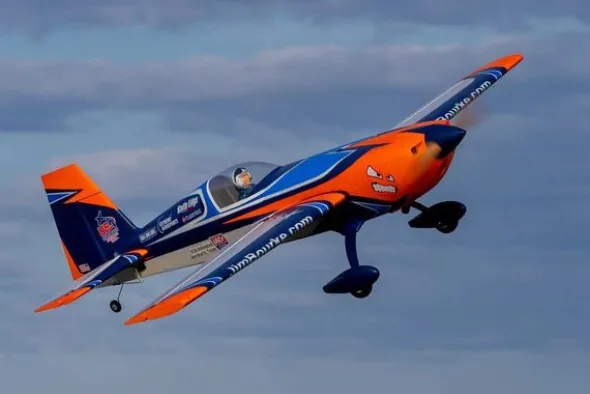 EXTRA 330 SC 3D - 1.3M PNP