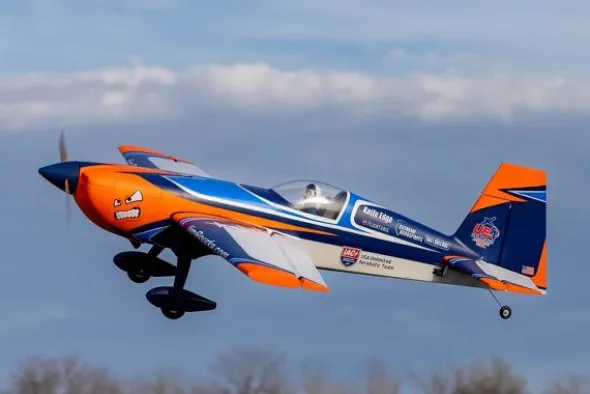 EXTRA 330 SC 3D - 1.3M PNP