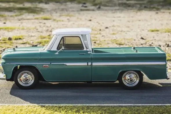 FAZER MK2 L - CHEVY C10 FLEETSIDE PICKUP 1966 - RTR ON-ROAD 1:10 - VERDE