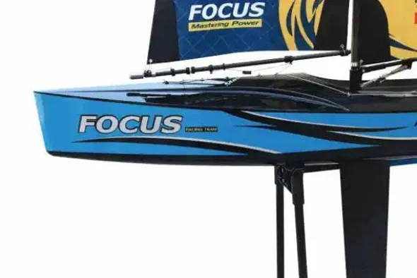 FOCUS V3 955 MM - RTR BARCA A VELA - BLU