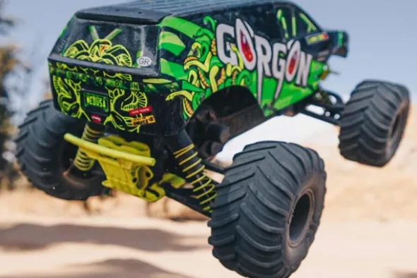 GORGON 4X2 MEGA 550 - RTR MONSTER TRUCK 1:10 - GIALLO
