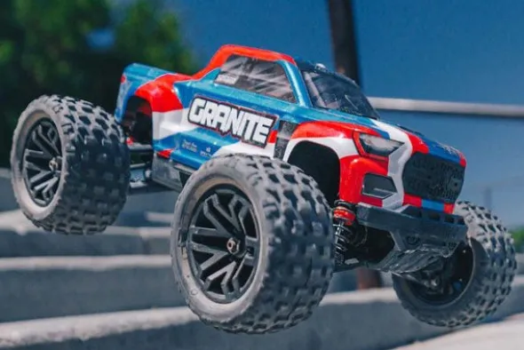 GRANITE GROM MEGA 380 - RTR MONSTER TRUCK 1:18 - BLU