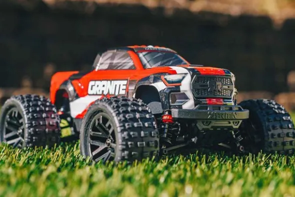 GRANITE GROM MEGA 380 - RTR MONSTER TRUCK 1:18 - ROSSO