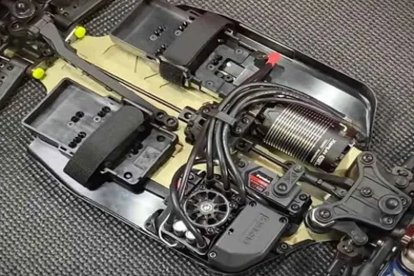 INFERNO MP11E 4WD RC EP - KIT BUGGY 1:8