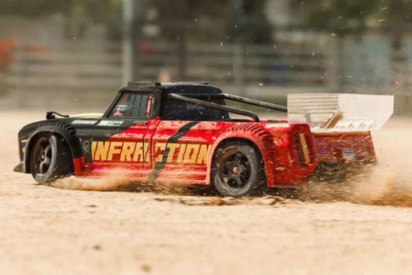 INFRACTION 223S DSC 4X4 - RTR ON-ROAD 1:8 - NERO/ROSSO