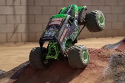 LMT 2.0 4X4 BRUSHLESS - GRAVE DIGGER - RTR MONSTER TRUCK 1:8