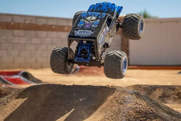 LMT 2.0 4X4 BRUSHLESS - SON-UVA DIGGER - RTR MONSTER TRUCK 1:8