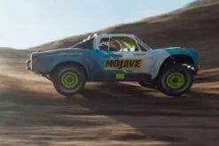 MOJAVE GROM MEGA 380 4X4 - RTR SHORT COURSE 1:16 - BLU/BIANCO