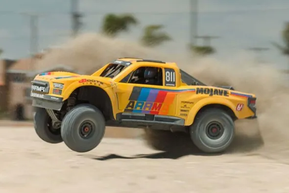 MOJAVE 6S 4X4 BRUSHLESS ED. LIMITATA - RTR DESERT TRUCK 1:7 - GIALLO