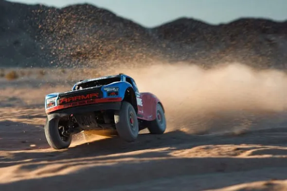 MOJAVE 4X4 DESERT TRUCK - RTR SHORT COURSE 1:8 - BLU