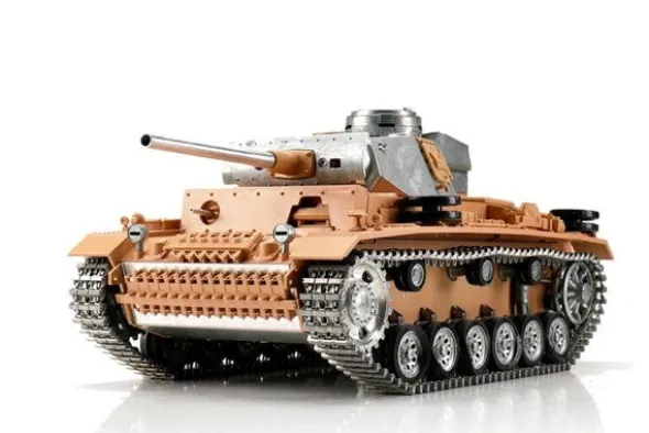 PRO-EDITION PANZER III - PALLINI 1:16 - NON VERNICIATO