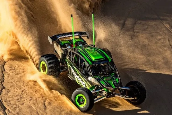 PRO SCALE SAND CAR X-SERIES FUNCO - RTR BUGGY 1:6 - VERDE