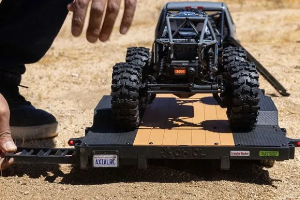RIMORCHIO PIANALE PER VEICOLI SCX10 - SCALA 1:10