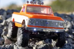 SCX24 CHEVROLET C10 4WD 1967-1972- RTR ROCK CRAWLER 1:24 - ORANGE