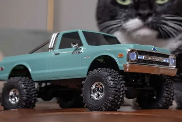 SCX30 CHEVROLET K10 4X4 - RTR CRAWLER 1:30 - VERDE