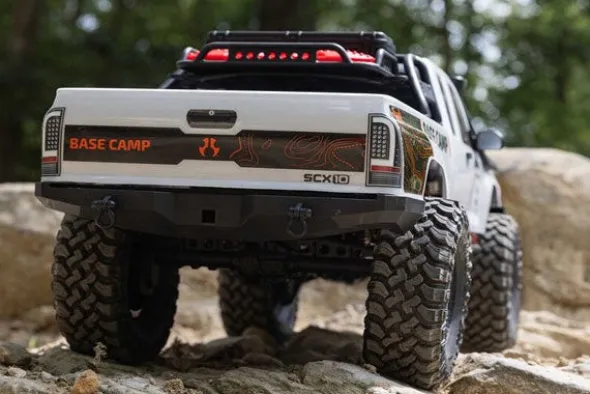 SCX10 III BASE CAMP 4X4 BRUSHED - RTR CRAWLER 1:10 - BIANCO