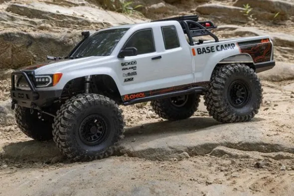 SCX10 III BASE CAMP 4X4 BRUSHED - RTR CRAWLER 1:10 - BIANCO