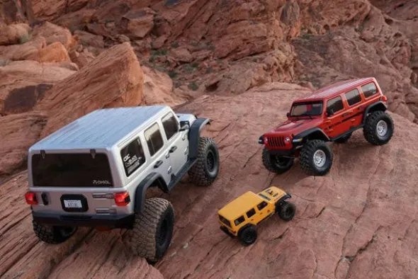 SCX6 JEEP JLU WRANGLER BRUSHLESS - RTR CRAWLER 1:6 - ARGENTO