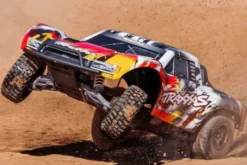 SLASH 2WD VX3 BRUSHLESS - RTR SHORT COURSE 1:10 - ROSSO