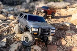 TRX-4 NISSAN PATHFINDER - RTR CRAWLER 1:10 - SILVER