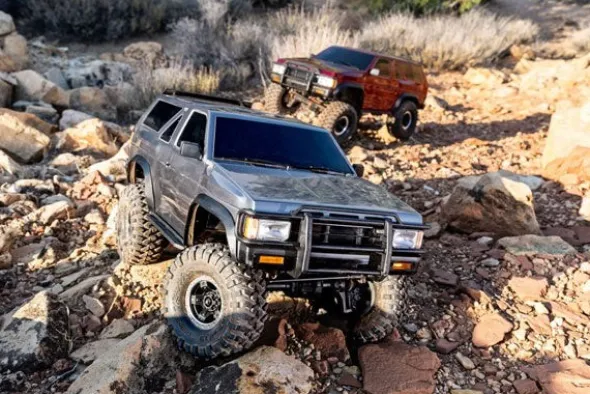 TRX-4 NISSAN PATHFINDER - RTR CRAWLER 1:10 - SILVER