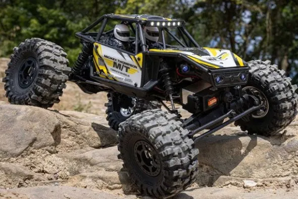 UTB18 CAPRA 4X4 BRUSHED - RTR CRAWLER 1:18 - GIALLO